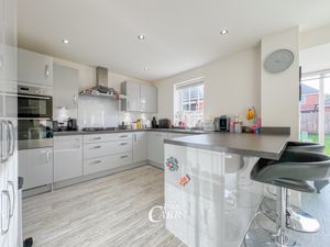 Photo 27- click for photo gallery